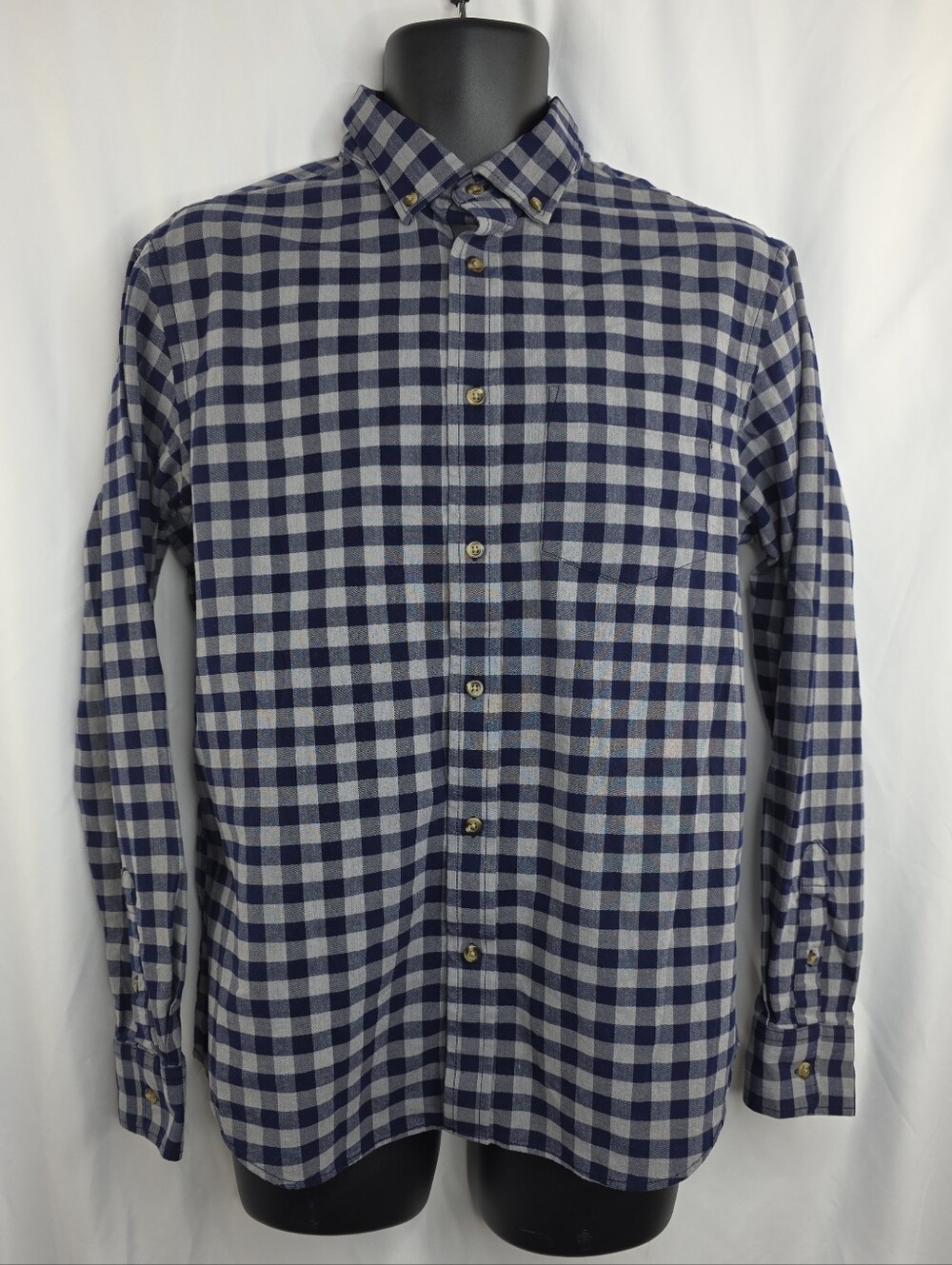 Old Navy Men's Navy Gray Checkered Button Down Shirt Size Medium Reg Fit B-3738